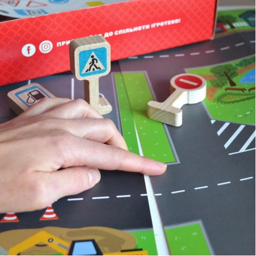 Детская игра учебно-познавательная  "Дорожные знаки" Igroteco 900149